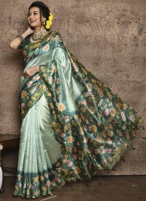 Attrective These Festive Wear Saree in Fine Colored.These Saree And Blouse is Fabricated On Tussar Silk.Its Beautified With Designer Flower Printed.