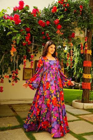 Attrective Looking These Beautiful Looking Readymade Long Gown.These Gown Are Georgette Fabricated.Its Beautified With Designer Digital Printed.