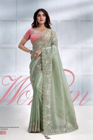 Look Attrective These Designer Party Wear Saree in Fine Light Colored.These Saree Are Banarasi Crush Silk And Blouse Malai Satin is Fabricated.Its Beautified Heavy Designer Embroidery Work.