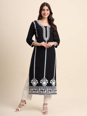 Attrective These Beautiful Looking Readymade Kurti.These Kurti is Fabricated On Rayon.Its Beautified With Designer Embroidery Work.