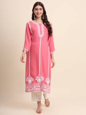 Attrective These Beautiful Looking Readymade Kurti.These Kurti is Fabricated On Rayon.Its Beautified With Designer Embroidery Work.