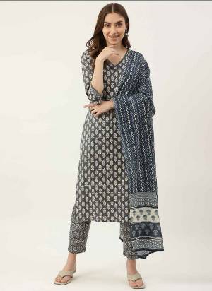 Attrective These Beautiful Looking Readymade Suits.These Top And Bottom Are Cotton And Dupatta Are Cotton Fabricated.Its Beautified With Disigner Printed.