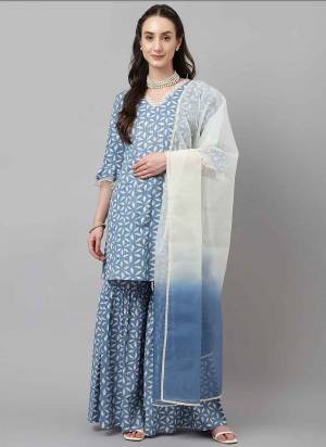 Attrective These Beautiful Looking Readymade Suits.These Top And Bottom Are Cotton And Dupatta Are Organza Fabricated.Its Beautified With Disigner Printed.