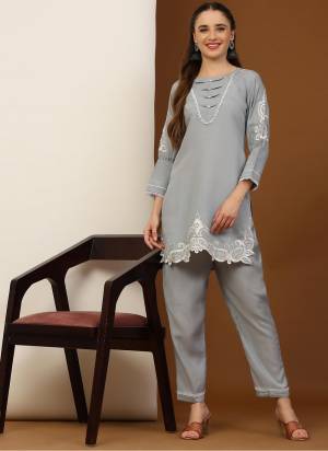 Attrective These Beautiful Looking Readymade Kurti With Bottom.These Kurti And Botton is Fabricated On Silk.Its Beautified With Designer Embroidery Work.