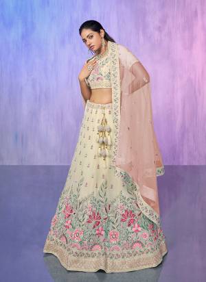 For A Designer Look,Grab These Lehenga Choli in Fine Colored.These Lehenga And Choli Are Fabricated On Georgette Pair With Soft Net Dupatta.Its Beautified With Heavy Designer Embroidery Work.