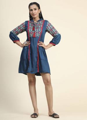 Attrective Looking These Beautiful Looking Readymade Kurti.These Kurti is Fabricated On Viscoce Rayon.Its Beautified With Designer Embroidery Work.