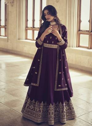 Attrective These Designer Anarkali Suit in Fine Colored Pair With Bottom And Dupatta.These Top Are Silk And Dupatta Are Fabricated On Silk Pair With Dull Santoon Bottom.Its Beautified With Santoon Inner.Its Beautified With Designer Heavy Embroidery Work.