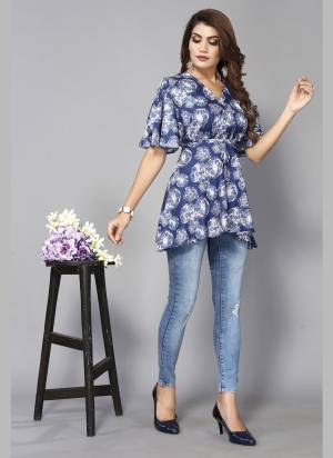 Attrective These Beautiful Looking Readymade Kurti.These Kurti is Fabricated On Crepe.Its Beautified With Designer Floral Digital Printed.