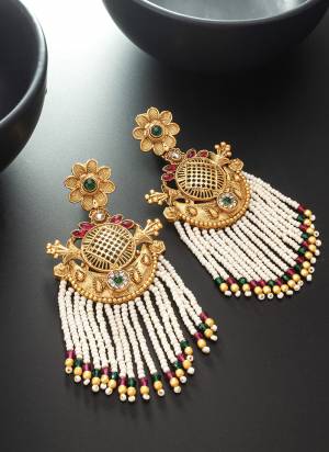 Grab These Beautifil Multy Colored Earring.These Earring is Come Alloy Material And Beautified With Artificial Beads And Stone Work.