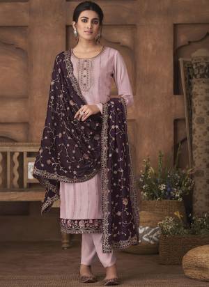 Attrective Looking These Suit in Fine Colored Pair With Bottom And Dupatta.These Top And Dupatta Are Fabricated On Chinon Pair With Santoon Bottom.Its Beautified With Santoon Inner.Its Beautified With Designer Heavy Multy Thread Embroidery Work.