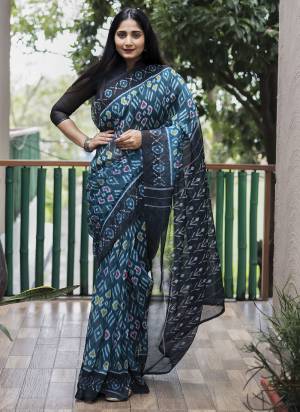 Attrective These Fastival Wear Saree in Fine Colored.These Saree And Blouse is Fabricated On Linen.Its Beautified With Designer Digital Printed.