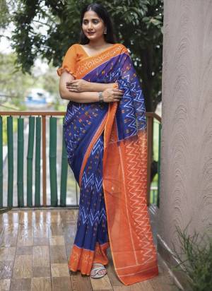 Attrective These Fastival Wear Saree in Fine Colored.These Saree And Blouse is Fabricated On Linen.Its Beautified With Designer Digital Printed.