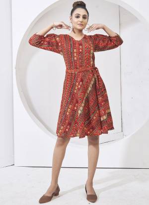 Attrective These Beautiful Looking Readymade Kurti With Belt.These Kurti is Fabricated On D Capsul Cotton.Its Beautified With Designer Printed.