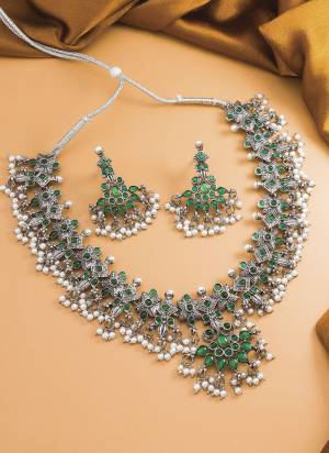 Attrective These Beautifil Multy Colored Necklace.These Necklace is Come Oxidised Material And Beautified With Beads Stone Work.