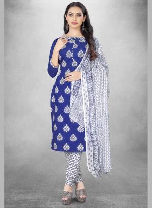 Garb This Suits In Lovely Color.Its Pretty Top Is Cotton Slab Based Paired Bottom Cotton And Nazmin Fabricated Dupatta Are Designer Printed. Which Gives An Attractive To The Dress.