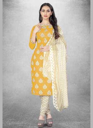 Garb This Suits In Lovely Color.Its Pretty Top Is Cotton Slab Based Paired Bottom Cotton And Nazmin Fabricated Dupatta Are Designer Printed. Which Gives An Attractive To The Dress.