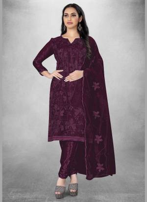 Attrective Looking This Suits In Lovely Color.Its Pretty Top Is Organza Based Paired Bottom Santoon And Organza Fabricated Dupatta Are Designer Embroidery Work. Which Gives An Attractive To The Dress.