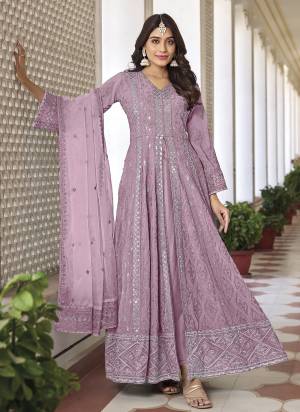 Attrective Looking These Anarkali Suit in Fine Colored Pair With Bottom And Dupatta.These Top Are Faux Georgette And Dupatta Are Fabricated On Organza Pair With Dull Santoon Bottom.Its Beautified With Heavy Designer Sequance,Thread Embroidery Work.