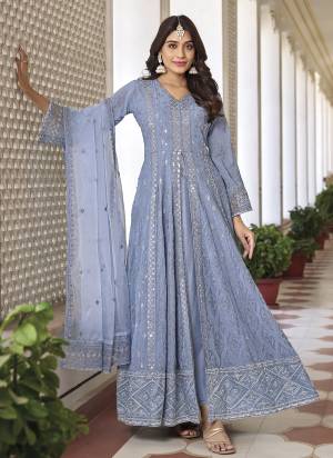 Attrective Looking These Anarkali Suit in Fine Colored Pair With Bottom And Dupatta.These Top Are Faux Georgette And Dupatta Are Fabricated On Organza Pair With Dull Santoon Bottom.Its Beautified With Heavy Designer Sequance,Thread Embroidery Work.