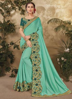 Looking These Fancy Party Wear Saree in Fine Colored.These Saree Are P C Vichitra And Blouse is Fabricated On Art Silk Pair.Its Beautified With Heavy Thread,Jari Embroidery Work.