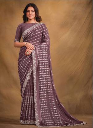 Look Attrective These Designer Party Wear Saree in Fine Colored.These Saree Are Georgette Kasab And Blouse Malai Satin is Fabricated.Its Beautified Heavy Fancy Designer Embroidery Work.