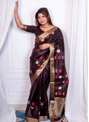 Attrective These Party Wear Saree in Fine Colored.These Saree And Blouse is Fabricated On Linen.Its Beautified With Weaving Jari,Thread, Jamdani Designer.