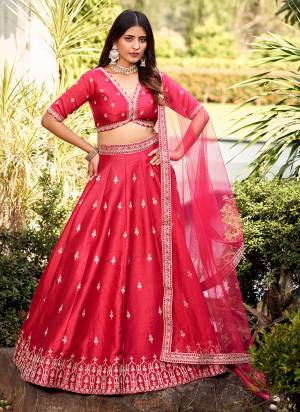 A Designer Look,Grab These Readymade Lehenga Choli in Fine Colored.These Lehenga And Blouse Are Art Silk And Dupatta Are Fabricated On Net.Its Beautified With Designer Embroidery Work.