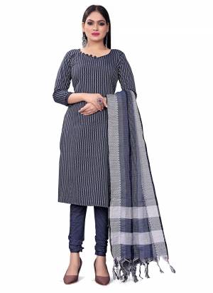 Garb This Suits In Lovely Color.Its Pretty Top Is Cotton Based Paired Bottom Cotton And Cotton Fabricated Dupatta Are Wevon Designer. Which Gives An Attractive To The Dress.