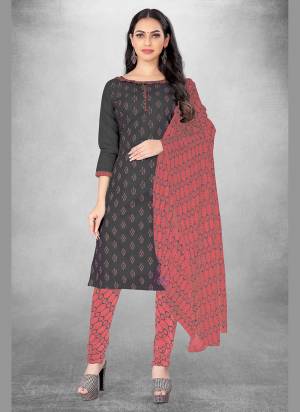 Attrective This Suits In Fine Color.Its Pretty Top Is Cotton Slub Based Paired Bottom Cotton And Nazmin Fabricated Dupatta Are Designer Printed. Which Gives An Attractive To The Dress.