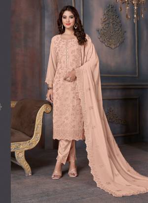 Grab These Suit in Fine Colored Pair With Bottom And Dupatta.These Top And Dupatta Are Fabricated On Georgette Pair With Santoon Bottom.Its Beautified With Santoon Inner.Its Beautified With Heavy Designer Embroidery Work.