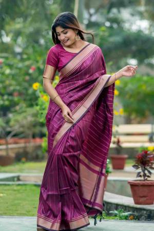 Attrective These Party Wear Fancy Saree in Fine Colored.These Saree And Blouse is Fabricated On Tusser Silk.Its Beautified With Wevon Border,Linning Designer.