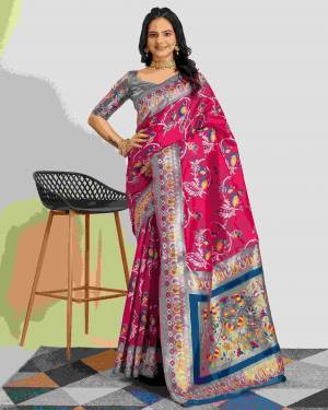 Attrective Look These Saree in Fine Colored.These Saree Are Banarasi Silk And Blouse is Banarasi Silk Fabricated.Its Beautified With Weving Designer.