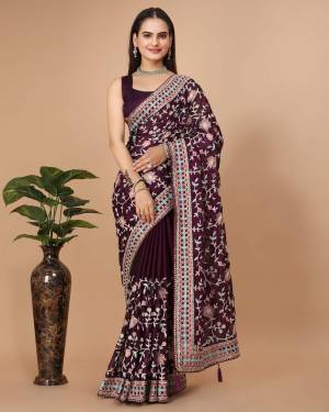 Attrective Look These Party Wear Saree in Fine Colored.These Saree Are Rangoli Silk And Blouse is Rangoli Silk Fabricated.Its Beautified With Heavy Designer Thread Embroidery Work.