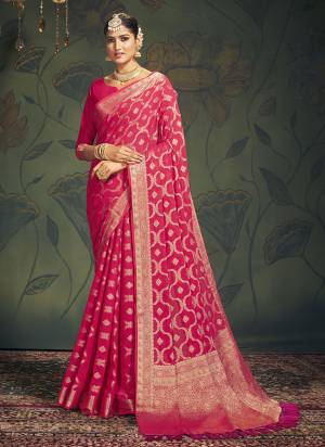 Grab These Saree in Fine Colored Pair With Blouse.These Saree and Blouse Are Fabricated On Georgette.Its Beautified With Heavy Wevon Designer.