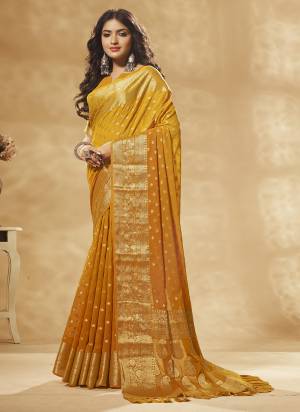 Attrective These Saree in Fine Colored Pair With Blouse.These Saree and Blouse Are Fabricated On Georgette.Its Beautified With Heavy Wevon Designer.