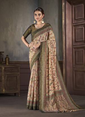 Attrective Look These Festive Wear Saree in Fine Colored.These Saree And Blouse is Fabricated On Natural Silk.Its Beautified With Wevon Jari Designer With Digital Printed.