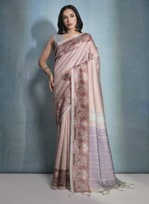 Attrective These Party Wear Fancy Saree in Fine Colored.These Saree And Blouse is Fabricated On Soft Silk.Its Beautified With Designer Printed.