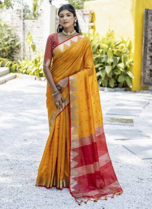 Garb These Party Wear Fancy Saree in Fine Colored.These Saree And Blouse is Fabricated On Tussar Silk.Its Beautified With Wevon Pyramid Designer.