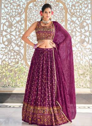 Garb These Party Wear Lahenga Choli With Dupatta in Fine Colored.These Lahenga And Blouse Are Fabricated On Muslin Pair With Georgette Dupatta.Its Beautified With Designer Digital Printed With Sequance Embroidery, Hand Work.