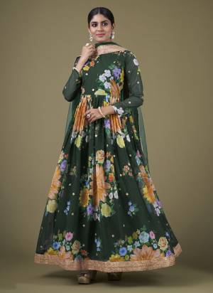 Attrective These Anarkali Suit in Fine Colored Pair With Bottom And Dupatta.These Top Are Faux Georgette And Dupatta Are Fabricated On Soft Net Pair With Santoon Bottom.Its Beautified With Designer Digital Printed With Sequance,Jari Embroidery Work.