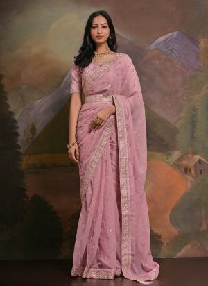 Attrective Look These Saree in Fine Colored.These Saree Are Georgette And Blouse is Mono Banglori Fabricated.Its Beautified With Designer Codding,Sequance Embroidery Work.