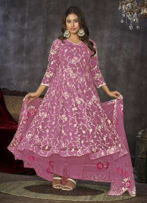 Attrective These Anarkali Suit in Fine Colored Pair With Bottom And Dupatta.These Top Are Net And Dupatta Are Fabricated On Net Pair With Santoon Bottom.Its Beautified With Heavy Designer Embroidery Work.