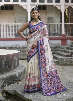 Garb These Party Wear Fancy Saree in Fine Colored.These Saree And Blouse is Fabricated On Tusser Silk.Its Beautified With Wevon Border With Designer Printed.