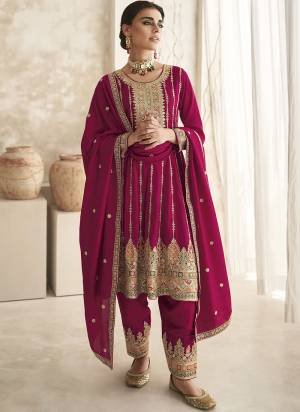 Attrective These Designer Salwar Suits in Fine Colored Pair With Dupatta.These Top And Dupatta Are Fabricated On Silk Pair With Silk Bottom.Its Beautified With Heavy Designer Embroidery Work