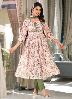 Attrective These Designer Suit in Fine Colored Pair With Bottom And Dupatta.These Top Are Slim Georgette And Dupatta Are Fabricated On Sofia Nazmeen Pair With Santoon Bottom.Its Beautified With Heavy Designer Digital Printed With Hand Work.