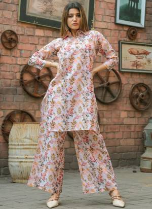 Grab These Beautiful Looking Readymade Co-Ord Top With Bottom Set.These Top And Bottom is Fabricated On Cotton.Its Beautified With Designer Printed With Pocket .