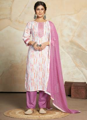 Garb These Beautiful Looking Readymade Suits.These Top And Bottom Are Cotton Blend And Dupatta Are Poly Fabricated.Its Beautified With Disigner Printed With Embroidery Work.