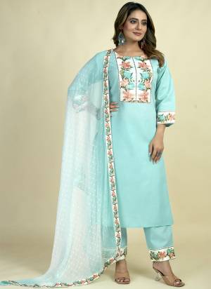 Garb These Beautiful Looking Readymade Suits.These Top And Bottom Are Cotton Slub And Dupatta Are Georgette Fabricated.Its Beautified With Disigner Printed Work.