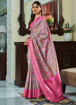 Looking These Party Wear Saree in Fine Colored.These Saree And Blouse is Fabricated On Handloom Kotha Silk.Its Beautified With Handloom Weaving Jari Designer With Digital Floral Printed.