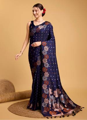 Attrective This Partywear Saree Paired With Blouse.This Saree And Blouse Are Silk Based Fabric With Weaving Jacquard Sona Chandi Jari Designer. Buy This Pretty Saree Now.